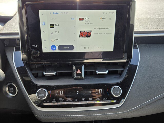 Used 2025 Toyota Corolla XSE image 18