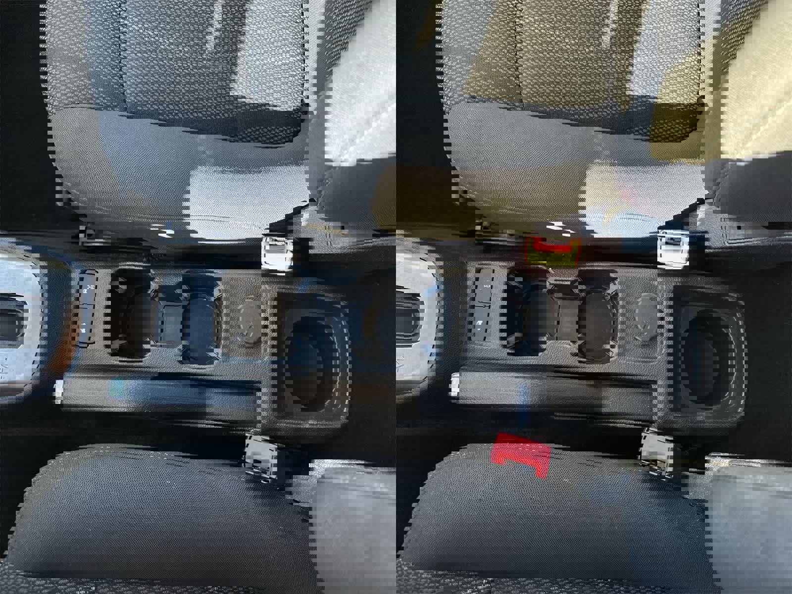 Used 2017 Chevrolet Sonic LT image 16