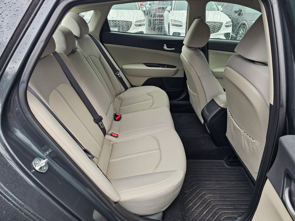 Used 2016 Kia Optima LX image 24