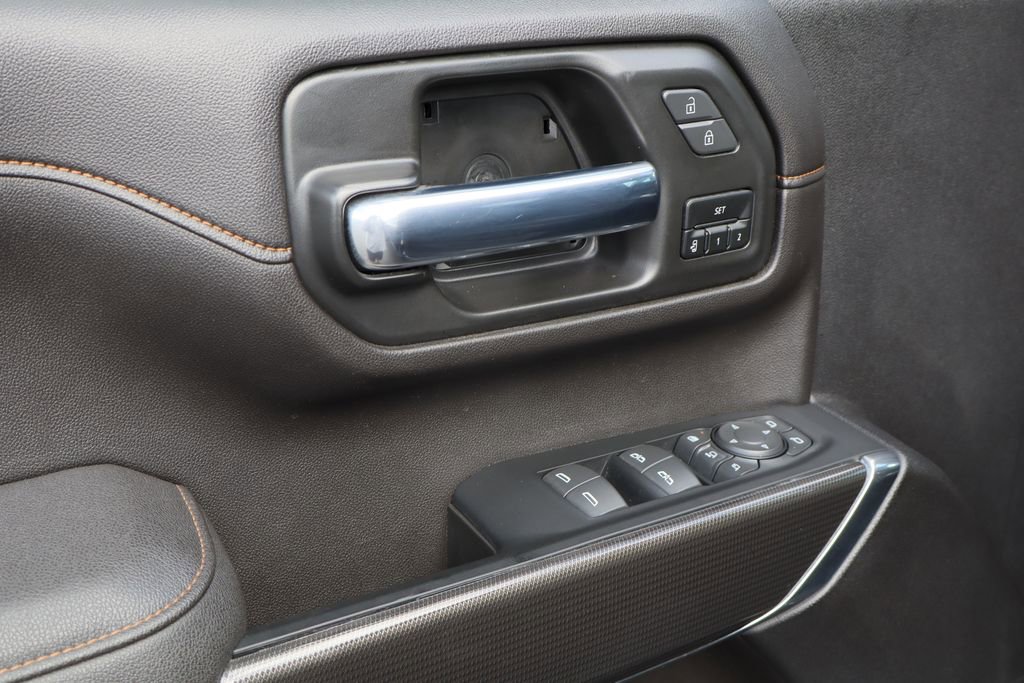 Certified 2023 GMC Sierra 2500 AT4 w/ AT4 Preferred Package image 19