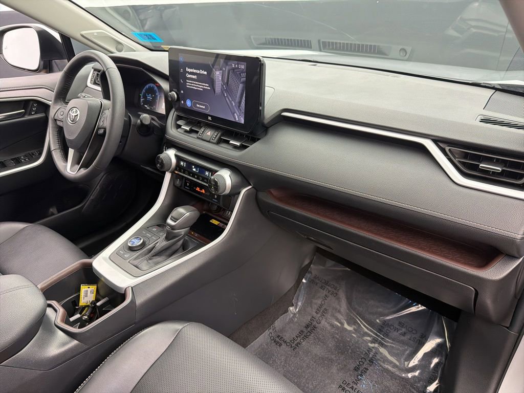 Used 2023 Toyota RAV4 Limited AWD/4WD image 26