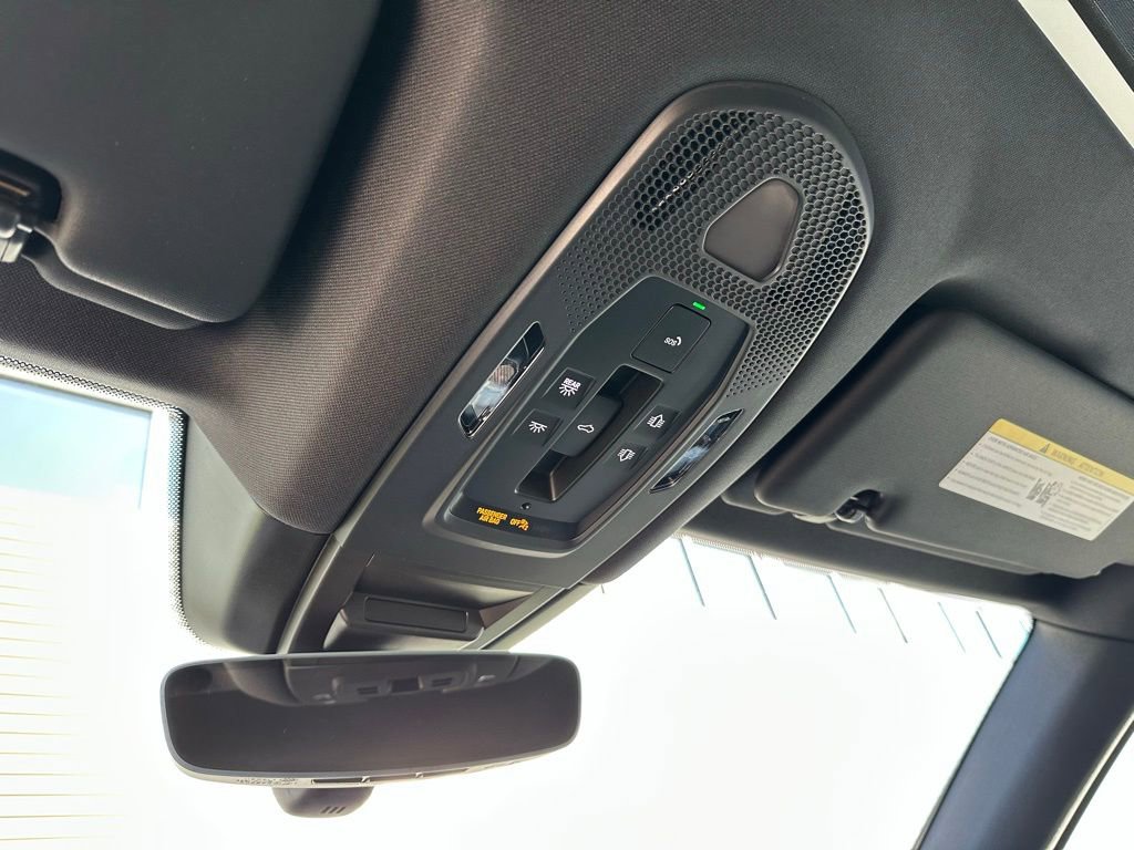 Used 2026 Porsche Cayenne S image 34