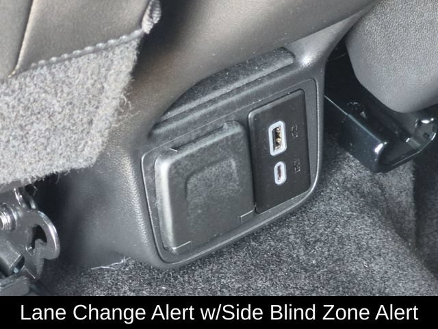 Used 2022 Buick Encore GX Essence w/ Experience Buick Package AWD/4WD image 26