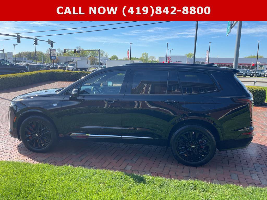 Used 2025 Cadillac XT6 Sport w/ Platinum Package AWD/4WD image 12