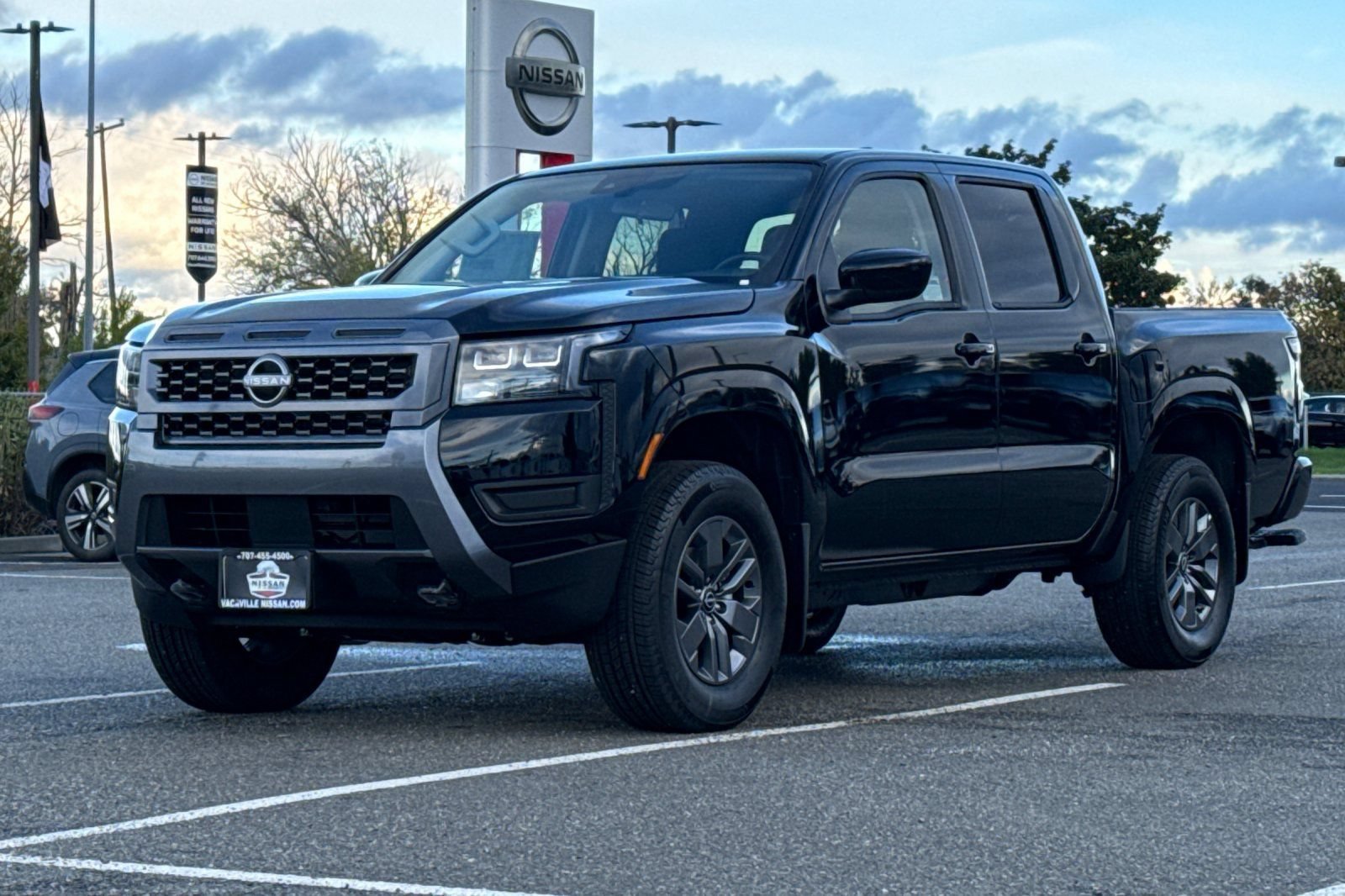 New 2026 Nissan Frontier SV w/ Tow Package AWD/4WD image 10