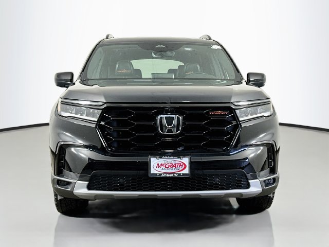 Certified 2024 Honda Pilot TrailSport image 18