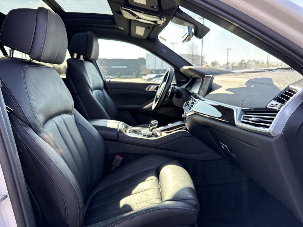 Used 2020 BMW X6 xDrive40i w/ M Sport Package image 21