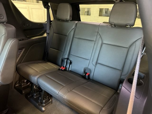 Used 2025 Chevrolet Tahoe Z71 w/ Z71 Off-Road Package AWD/4WD image 36
