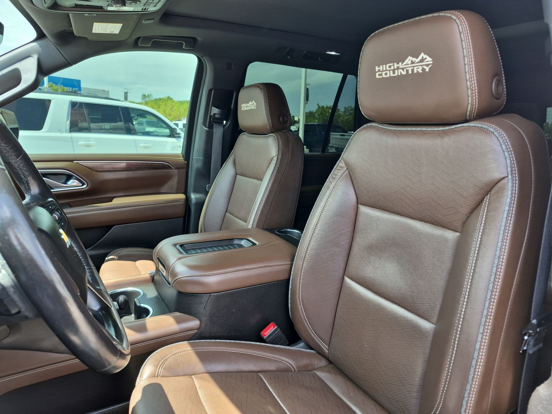Used 2021 Chevrolet Tahoe High Country AWD/4WD image 26