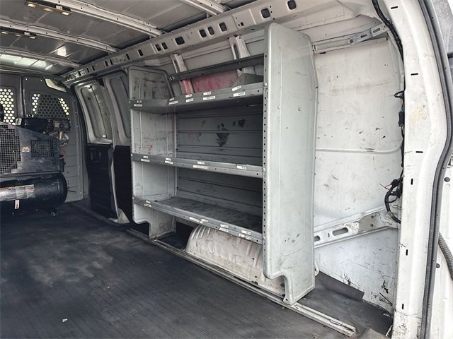 Used 2019 Chevrolet Express 3500 Extended w/ Driver Convenience Package image 10