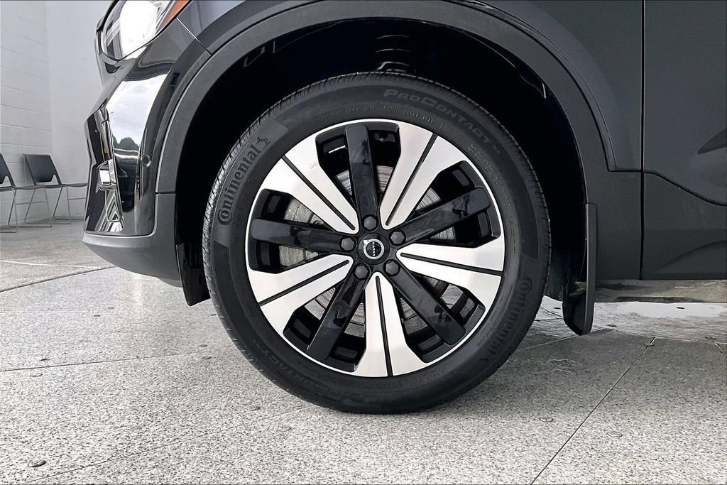 Certified 2023 Volvo XC40 Recharge Plus AWD/4WD image 10