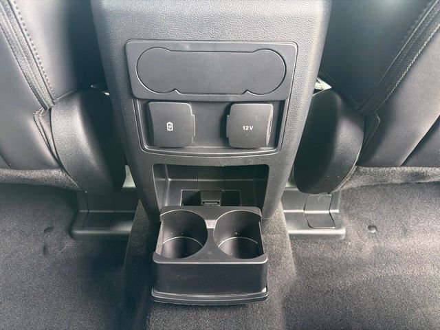 Used 2024 Ford Explorer XLT w/ Equipment Group 202A AWD/4WD image 28