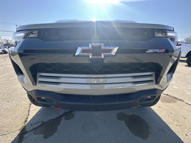 Certified 2024 Chevrolet Colorado ZR2 w/ ZR2 Convenience Package III image 33