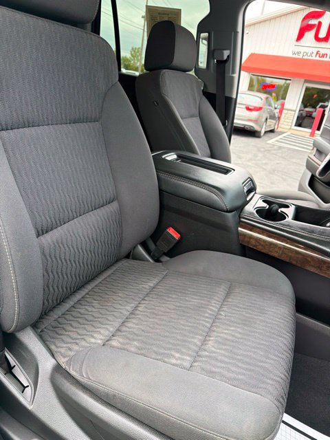 Used 2019 Chevrolet Tahoe LS AWD/4WD image 30