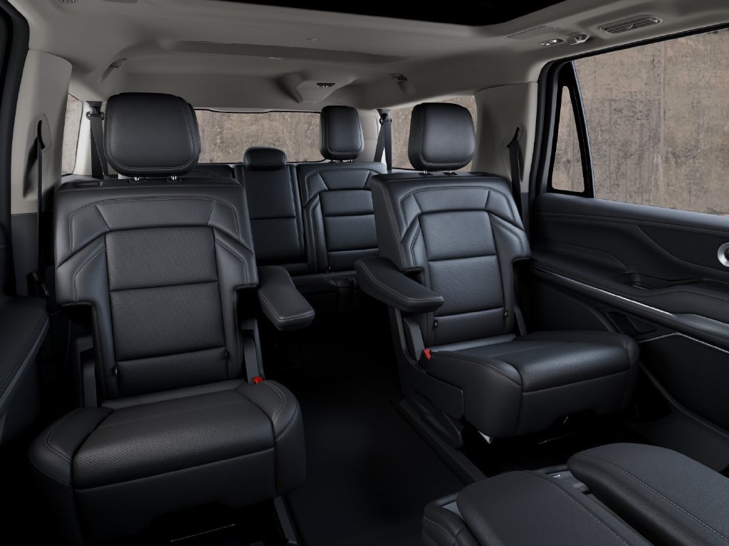 New 2027 Lincoln Navigator L Reserve AWD/4WD image 11