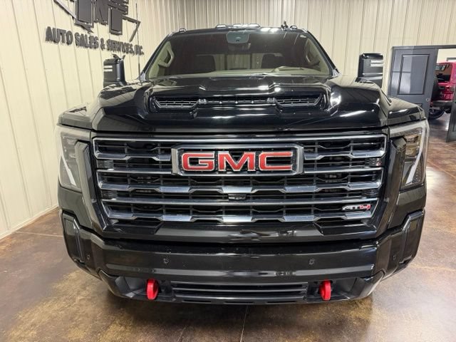 Used 2025 GMC Sierra 2500 AT4 w/ AT4 Premium Plus Package AWD/4WD image 2