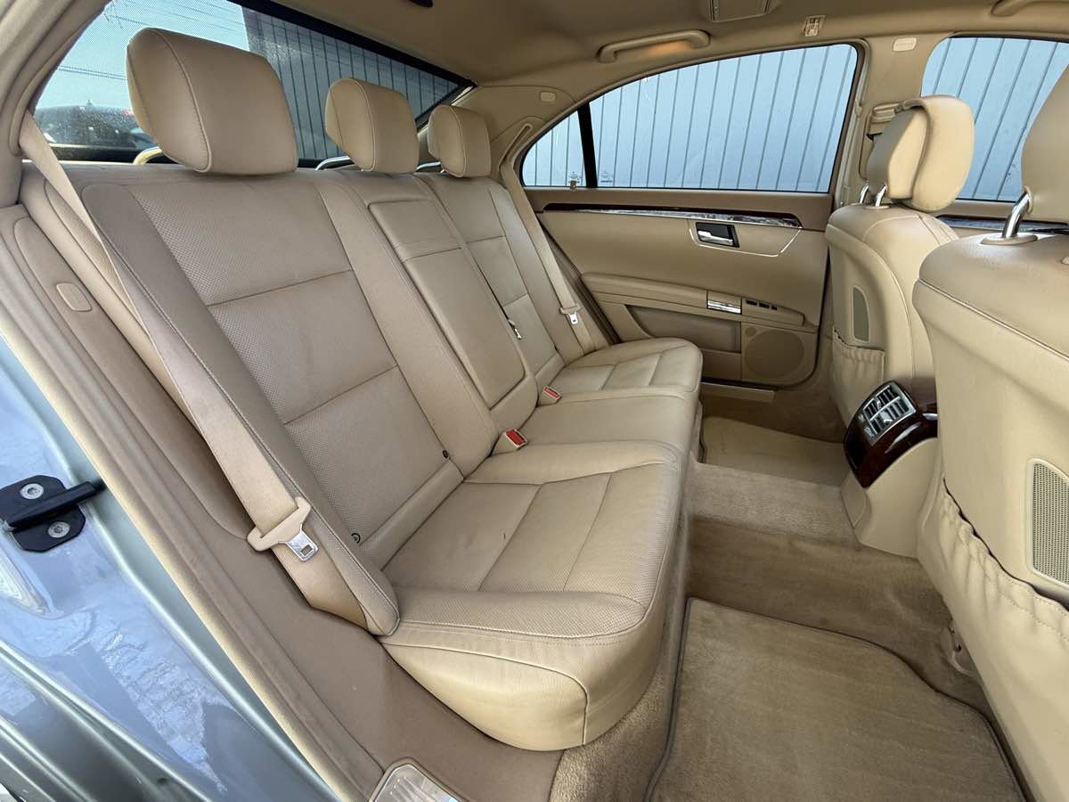 Used 2012 Mercedes-Benz S 550 4MATIC Sedan image 12