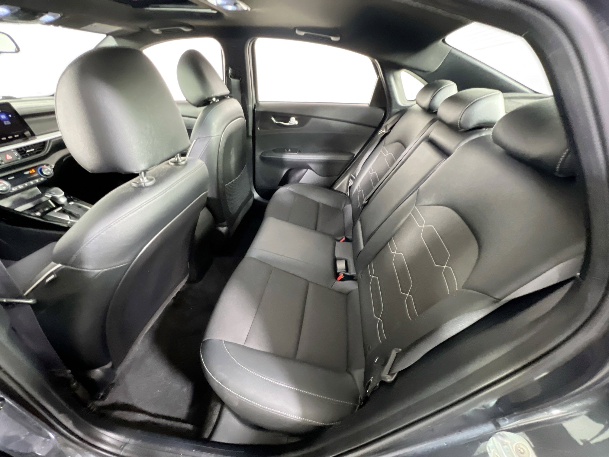 Used 2022 Kia Forte GT-Line w/ GT-Line Premium Package image 24