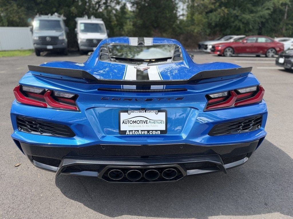 Used 2024 Chevrolet Corvette Z06 RWD image 4