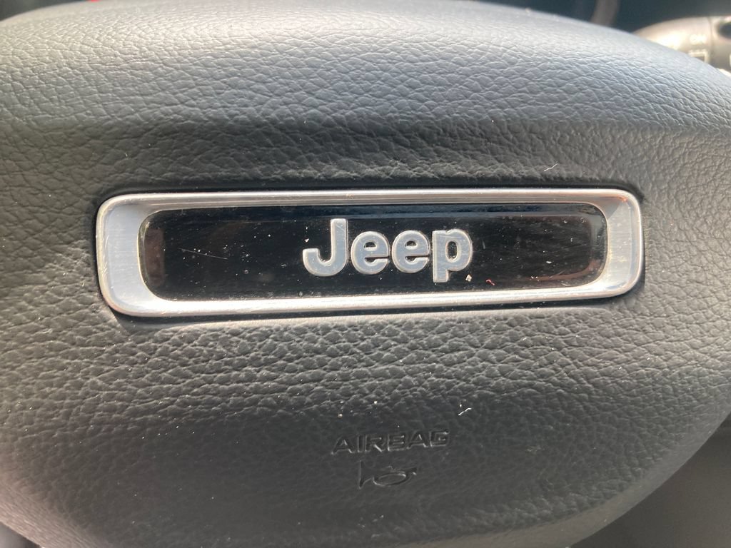 Used 2023 Jeep Grand Cherokee L Laredo w/ Luxury Tech Group I AWD/4WD image 26