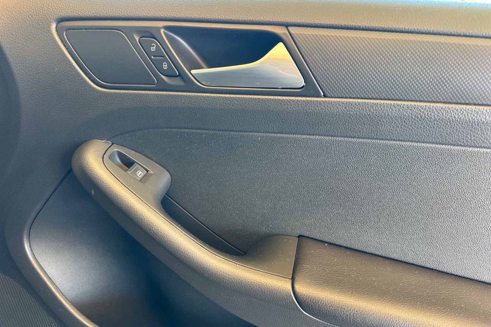 Used 2014 Volkswagen Jetta S image 19