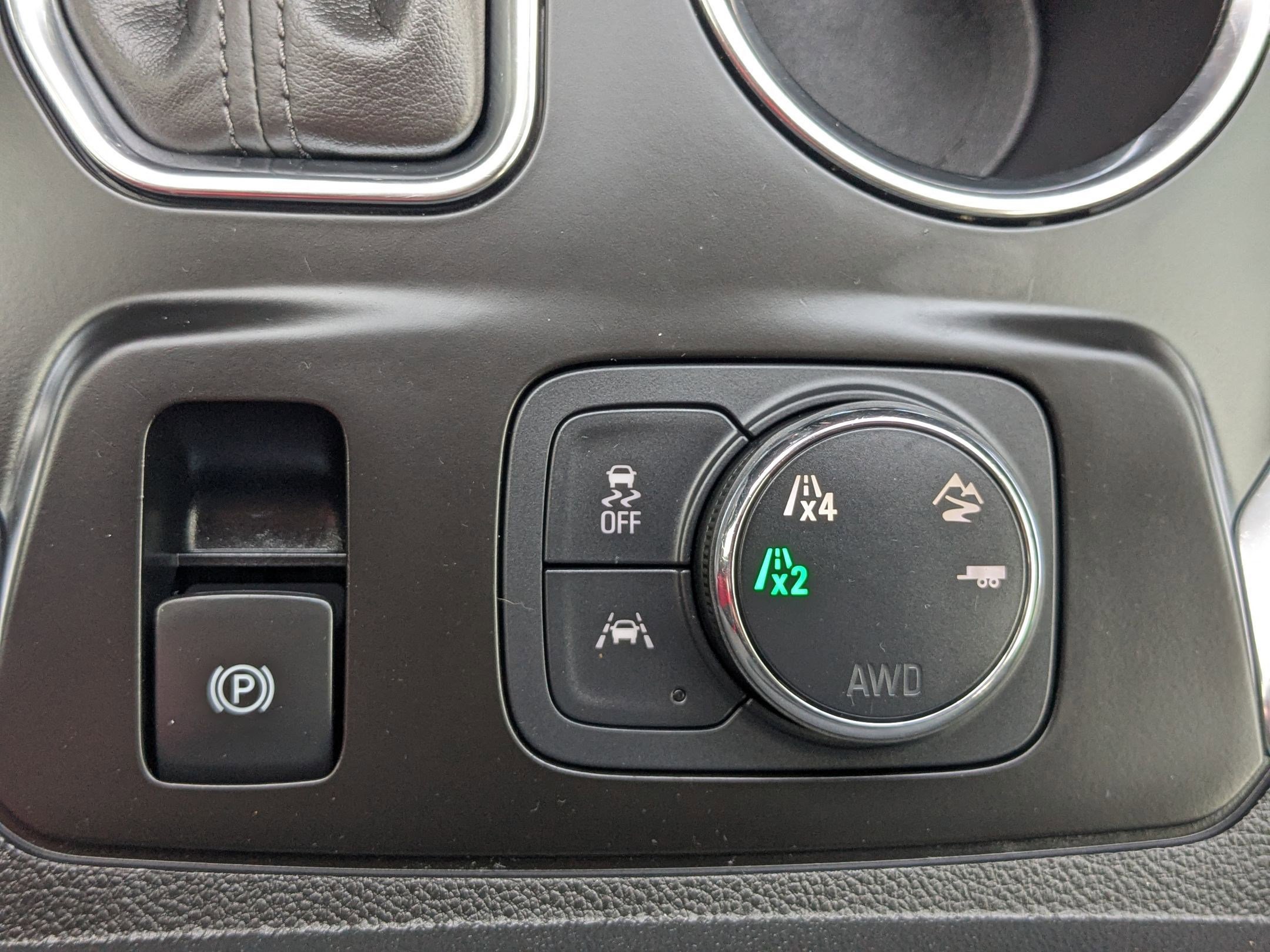 Used 2020 Chevrolet Traverse Premier w/ Redline Edition image 28