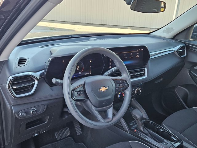 Used 2025 Chevrolet TrailBlazer LT image 10