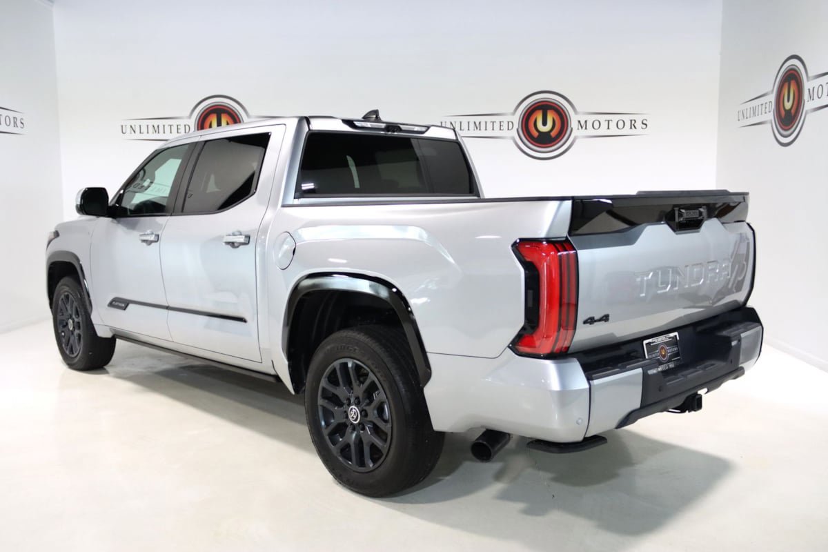 Used 2024 Toyota Tundra Platinum AWD/4WD image 3