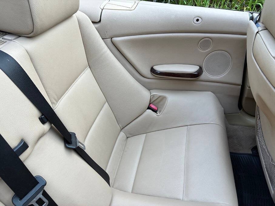 Used 2004 BMW 325Ci Convertible RWD image 31