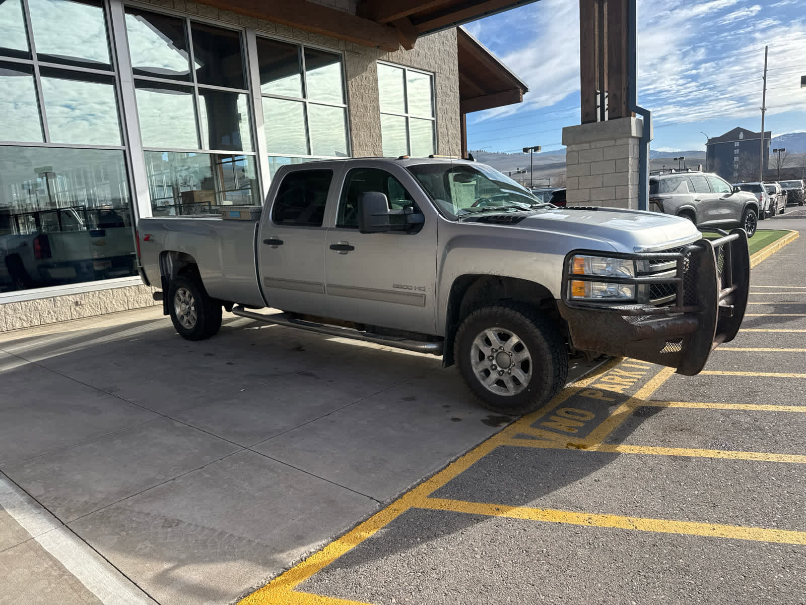 Used 2014 Chevrolet Silverado 3500 LT w/ Interior Plus Package image 2