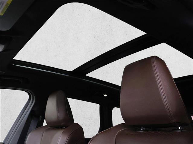 Used 2025 BMW X1 xDrive28i w/ Technology Package image 17