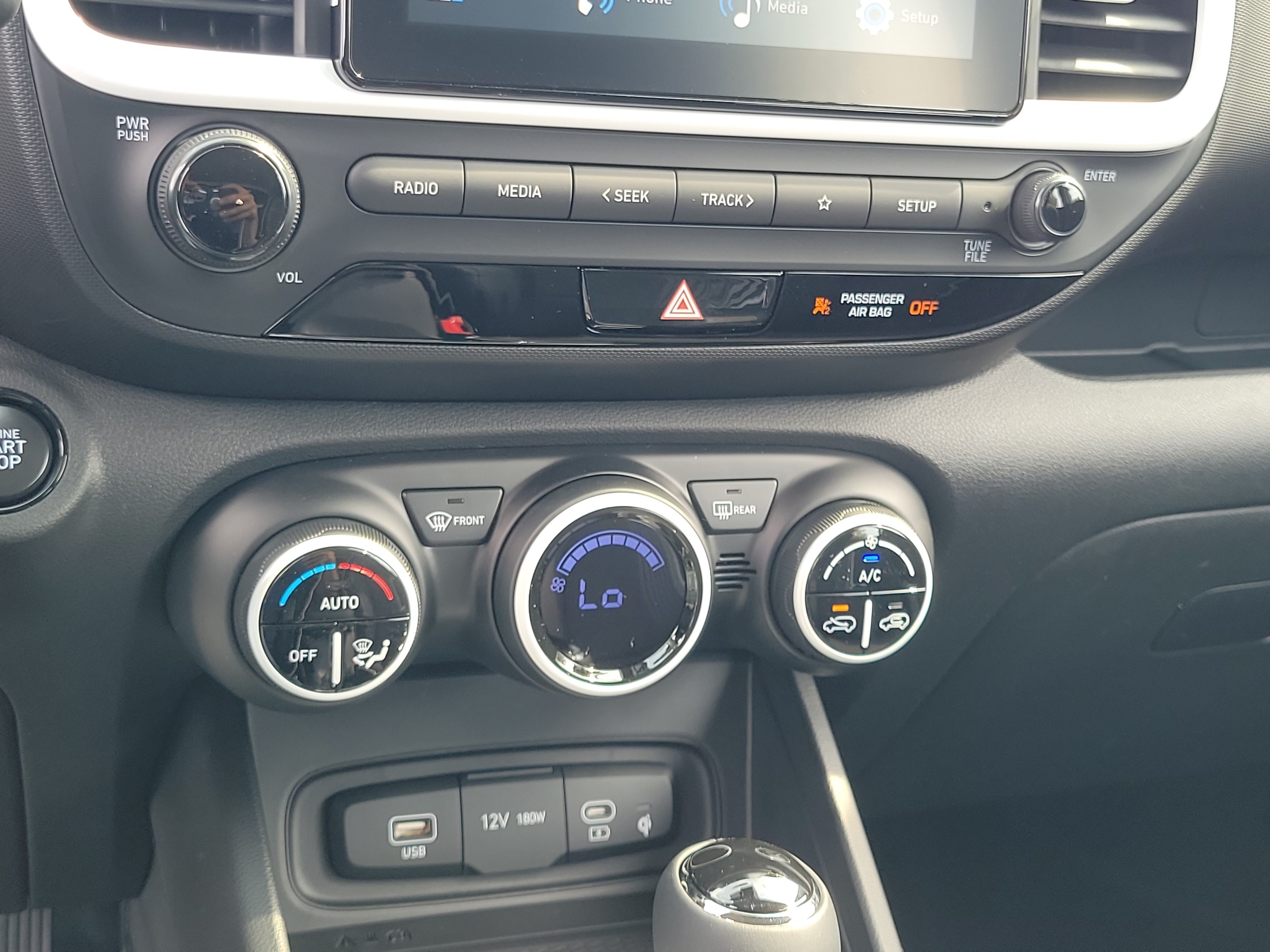 New 2026 Hyundai Venue SEL FWD image 27