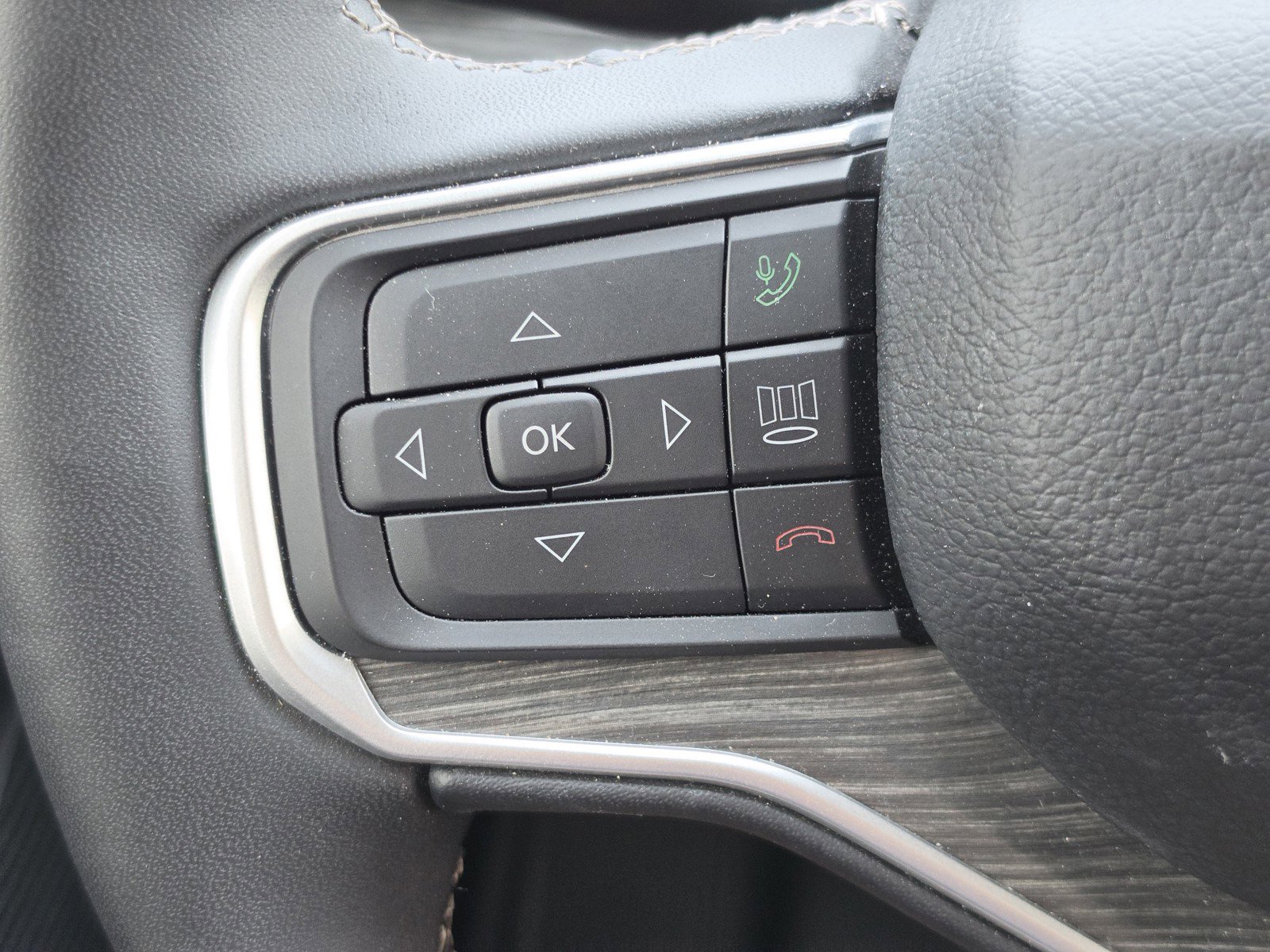 Used 2024 Jeep Wagoneer Series III w/ Convenience Group I image 21