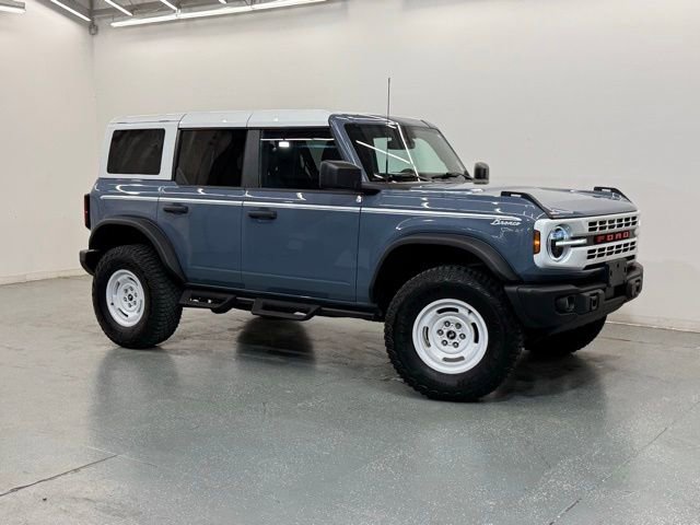 Used 2023 Ford Bronco Heritage Edition image 2