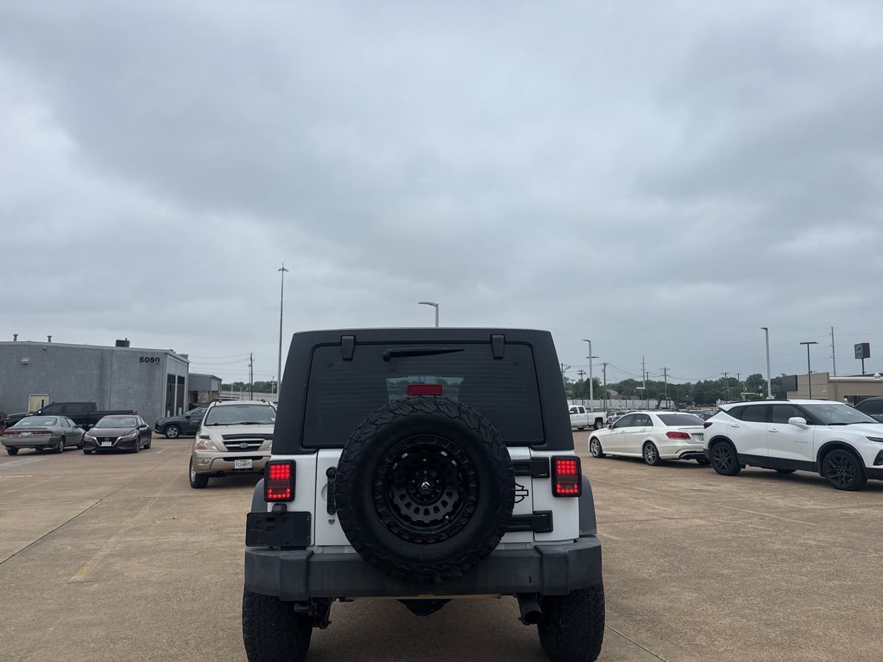 Used 2017 Jeep Wrangler Unlimited Sport AWD/4WD image 19