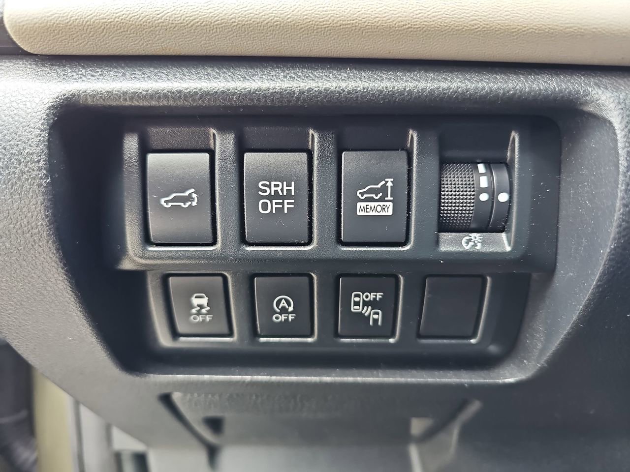 Certified 2023 Subaru Forester Limited image 33