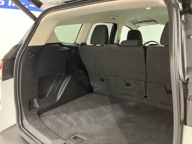 Used 2016 Ford Escape SE w/ Equipment Group 201A AWD/4WD image 40