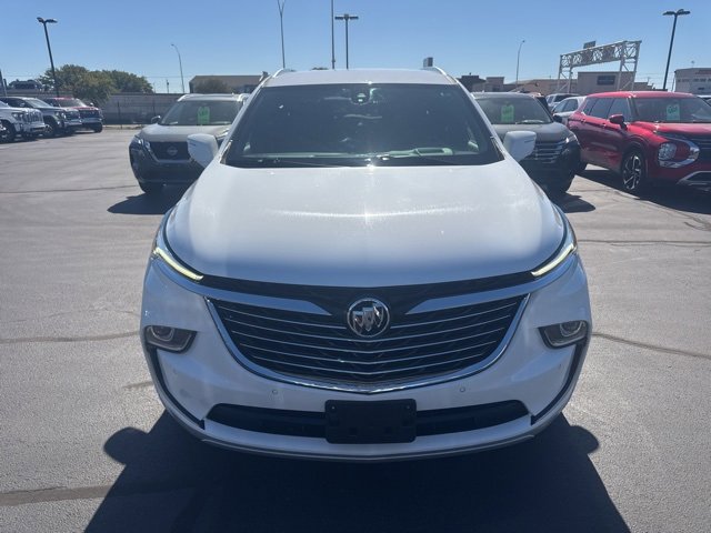 Used 2024 Buick Enclave Premium image 10