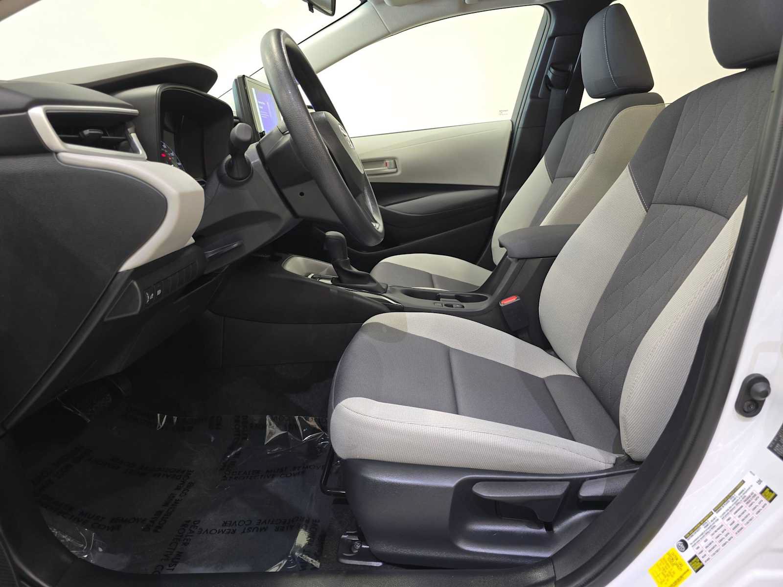 Certified 2025 Toyota Corolla LE w/ LE Premium Package FWD image 21