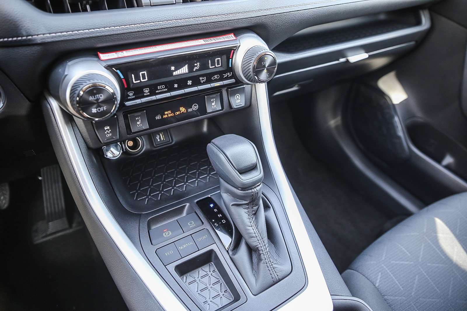 New 2025 Toyota RAV4 XLE image 25