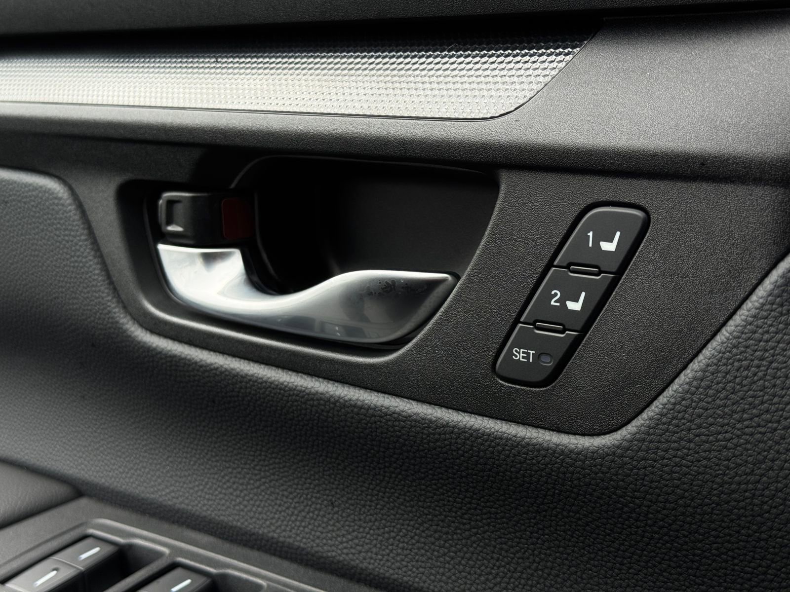 Certified 2025 Honda CR-V Sport-L image 35