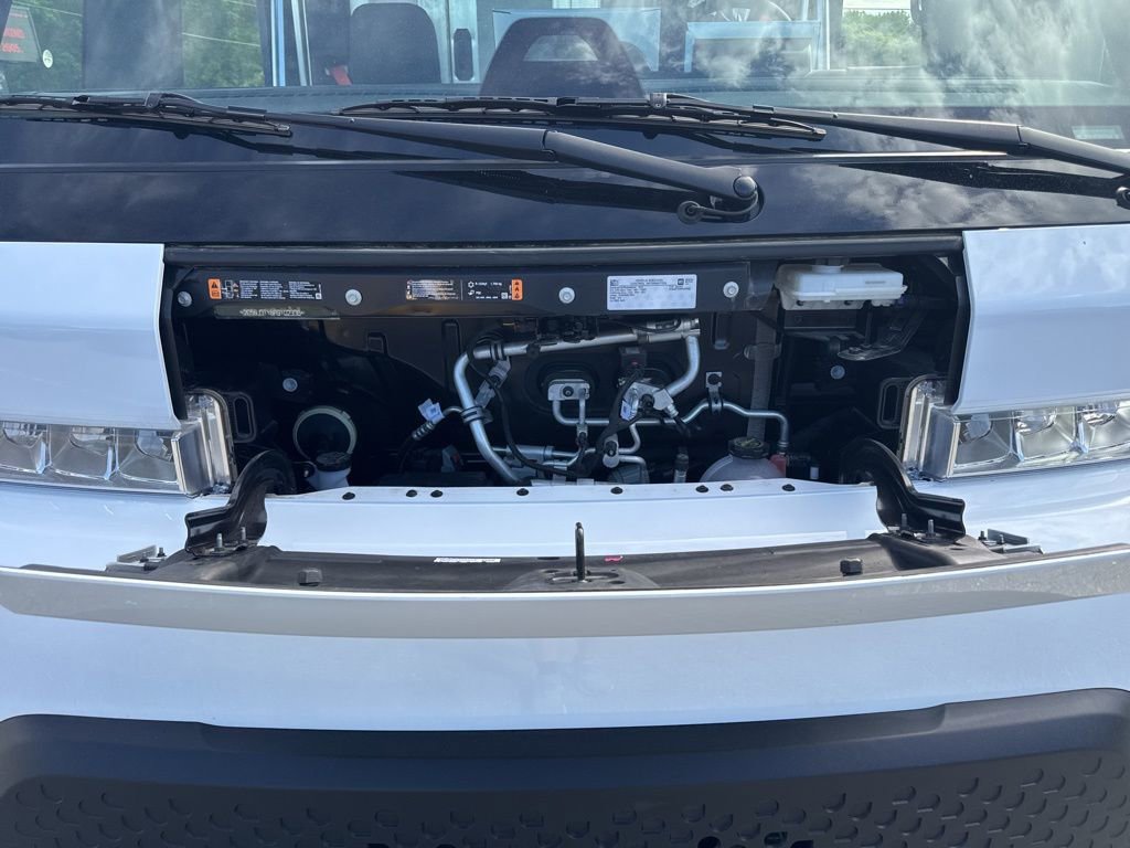 Used 2024 Chevrolet Brightdrop 600 w/ Commercial Equipment Package image 28