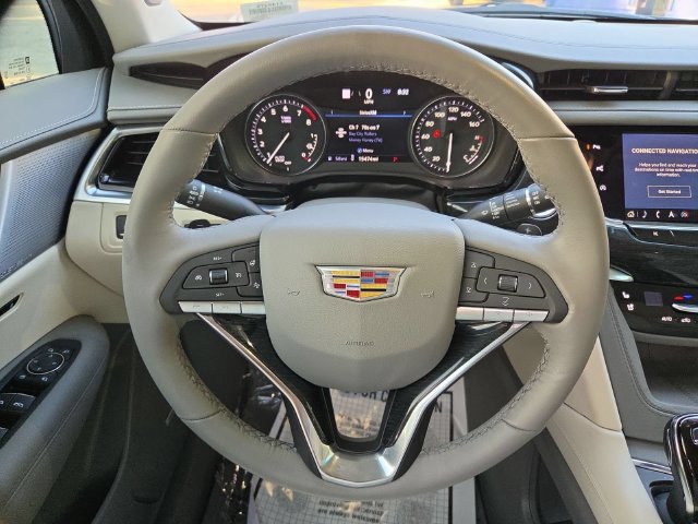 Certified 2025 Cadillac XT6 Premium Luxury w/ Technology Package FWD image 11