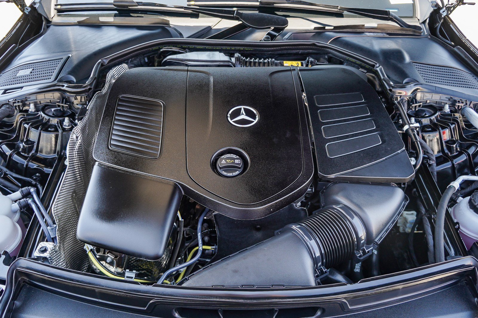 Used 2026 Mercedes-Benz C 300 Sedan image 32