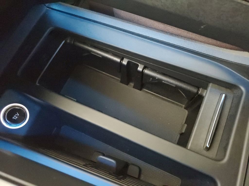 Used 2019 Audi e-tron Prestige w/ Prestige Package image 29