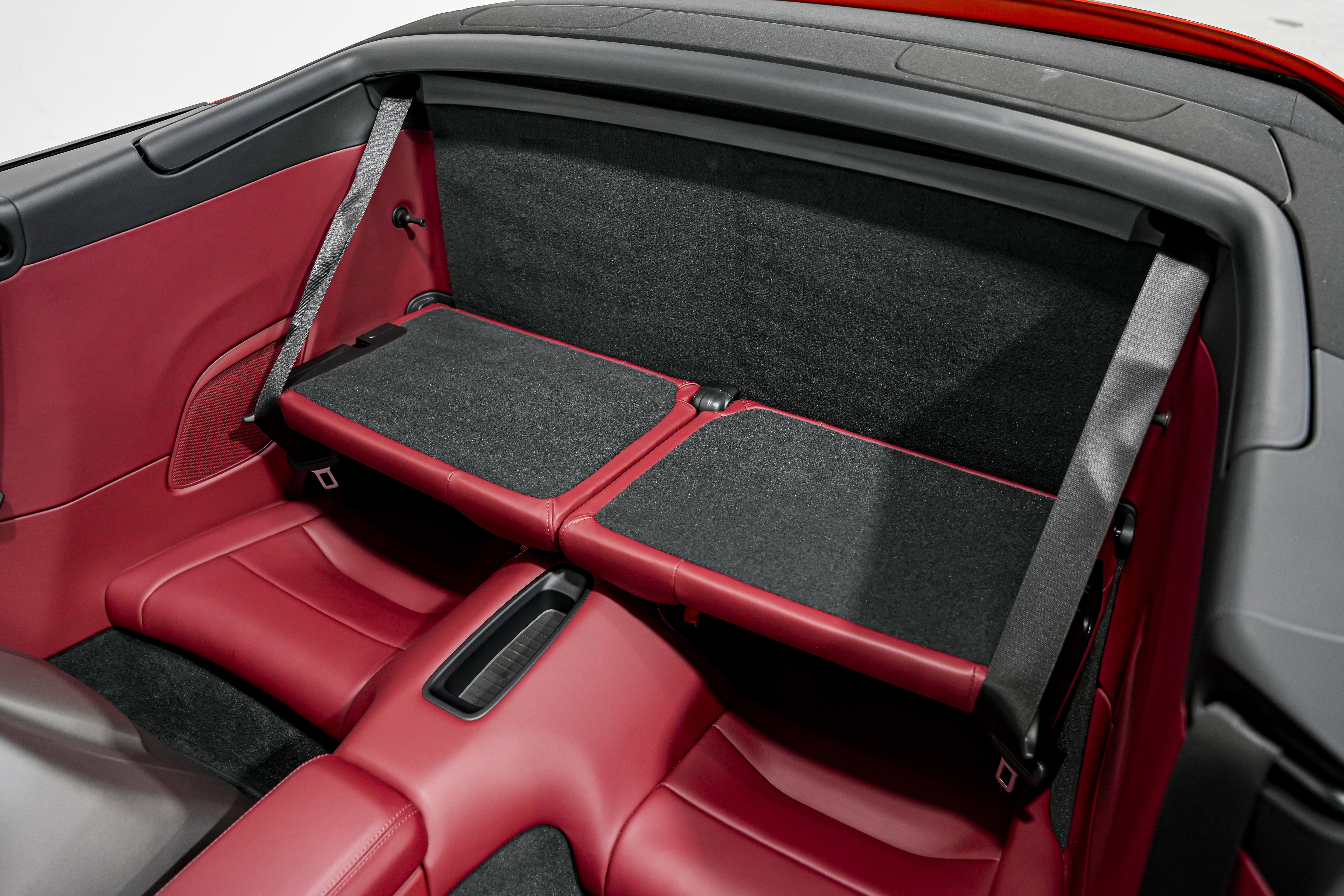 Used 2018 Porsche 911 Carrera GTS image 25