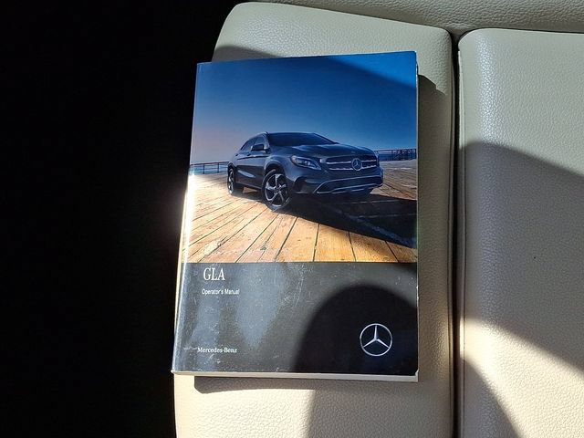 Used 2018 Mercedes-Benz GLA 250 4MATIC image 27
