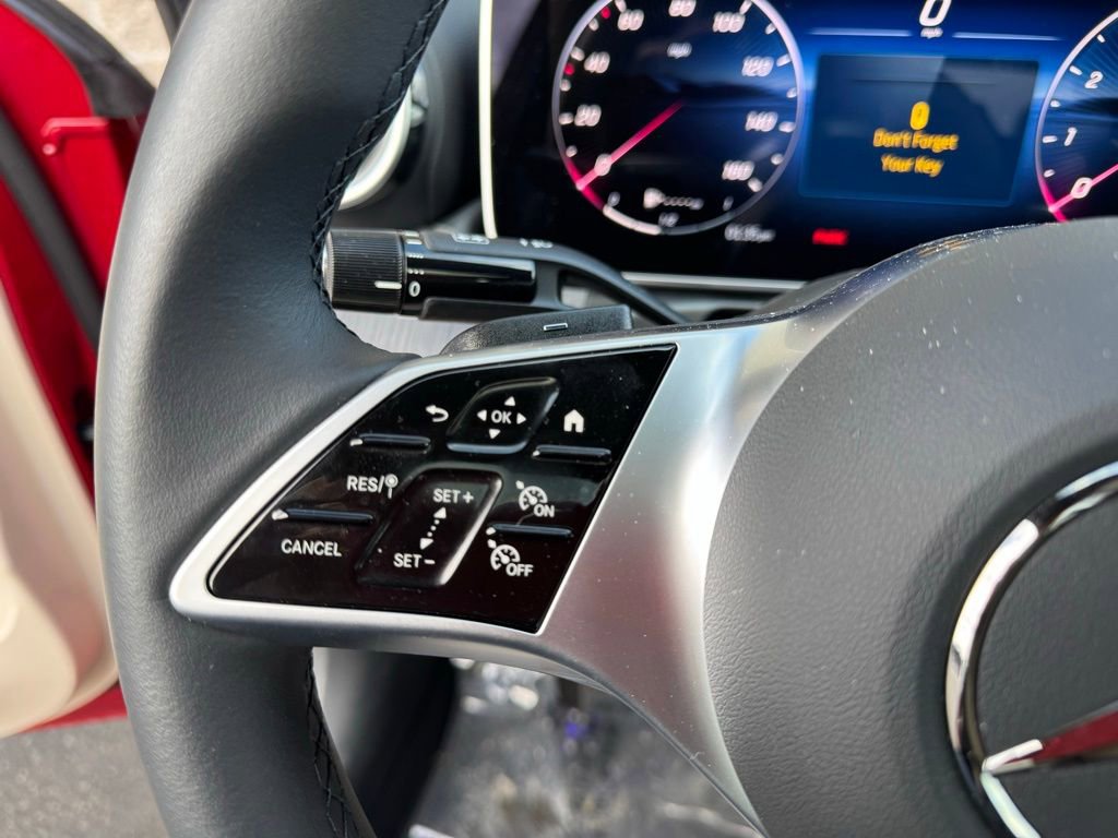 Used 2025 Mercedes-Benz C 300 Sedan image 18