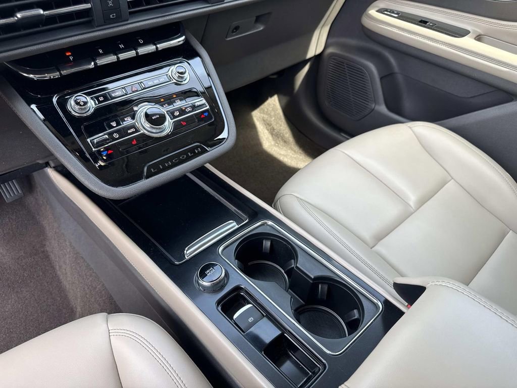 Used 2021 Lincoln Corsair FWD w/ Equipment Group 101A image 25