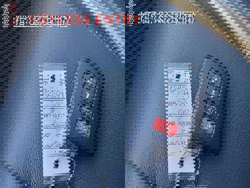 Used 2018 Toyota Highlander SE AWD/4WD image 35